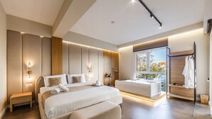 Superior Suite, Balcony, Garden View | Frette Italian sheets, premium bedding, blackout drapes - Zoe's Villa by PS (Durrës)