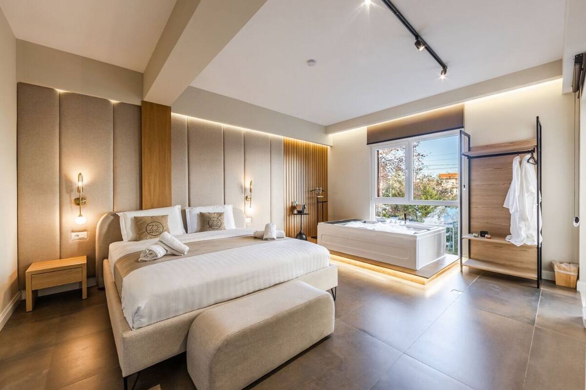 Superior Suite, Balcony, Garden View | Frette Italian sheets, premium bedding, blackout drapes
