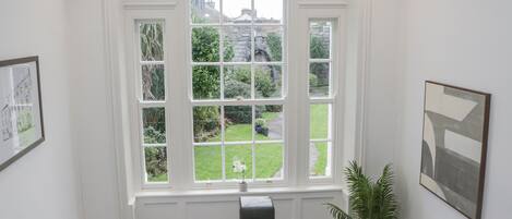 คอทเทจ | ภายใน