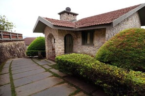 Exterior - Mountain Club Resort (Chinnakanal)