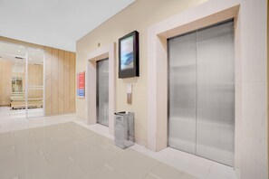 Lobby - OYO 94838 Dahoma Tower (Gunung Putri)