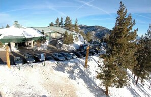 المنطقة المحيطة بالمنشأة