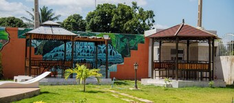 Eden Palace
