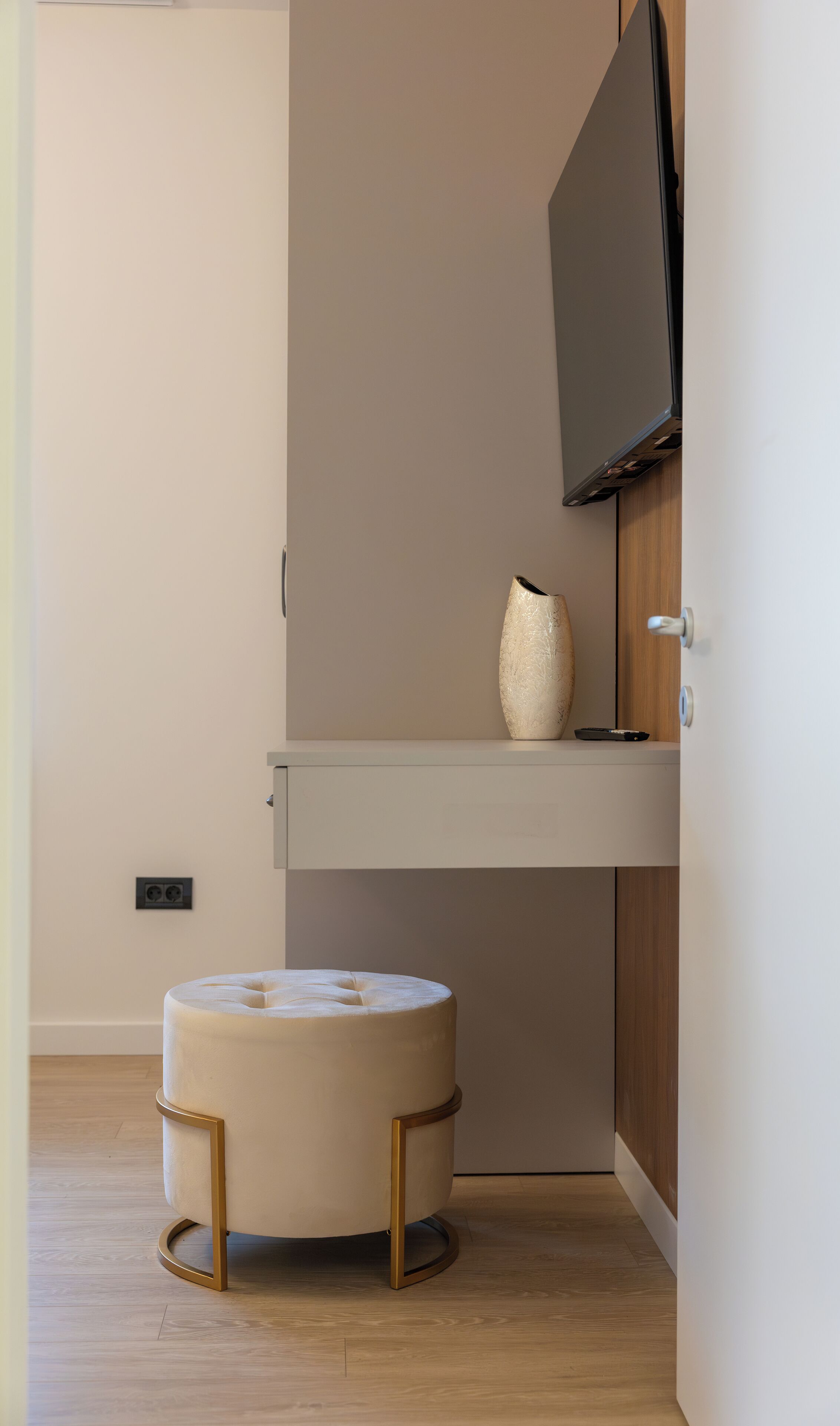 Deluxe Apartment | Free WiFi