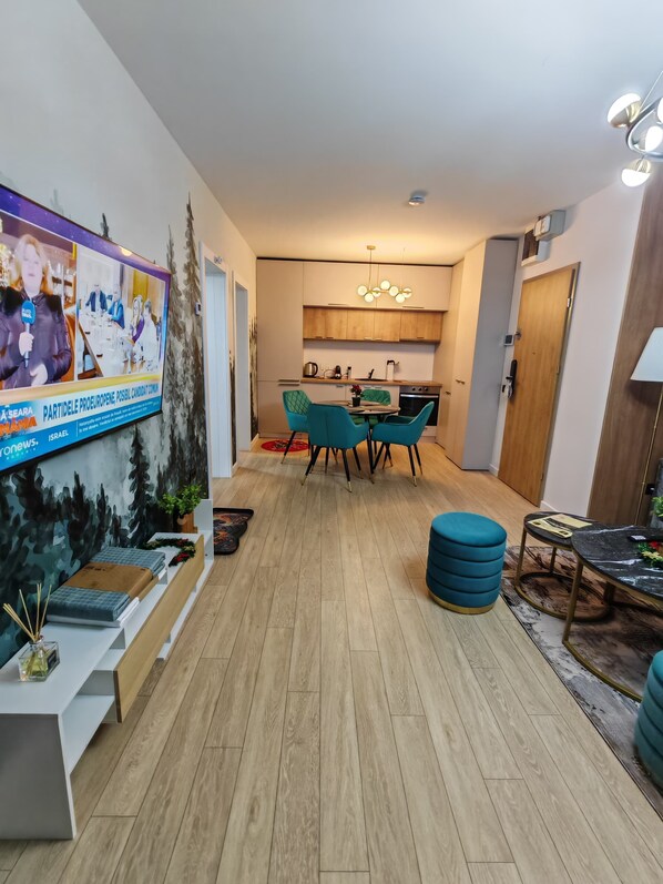 Deluxe Apartment | Free WiFi