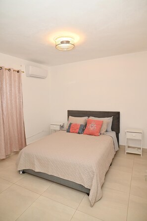 3 bedrooms, WiFi, bed sheets - Lovely 3-bedroom apartment with AC in Imbert (Imbert)