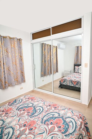 3 chambres, Wi-Fi, literie fournie