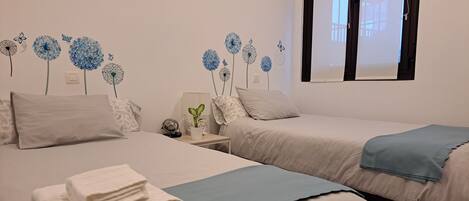 2 habitaciones, tabla de planchar con plancha y wifi gratis