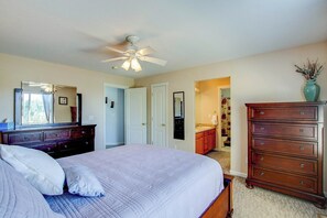 Room - Pet Friendly Home Near Peterson AFB (Colorado Springs)