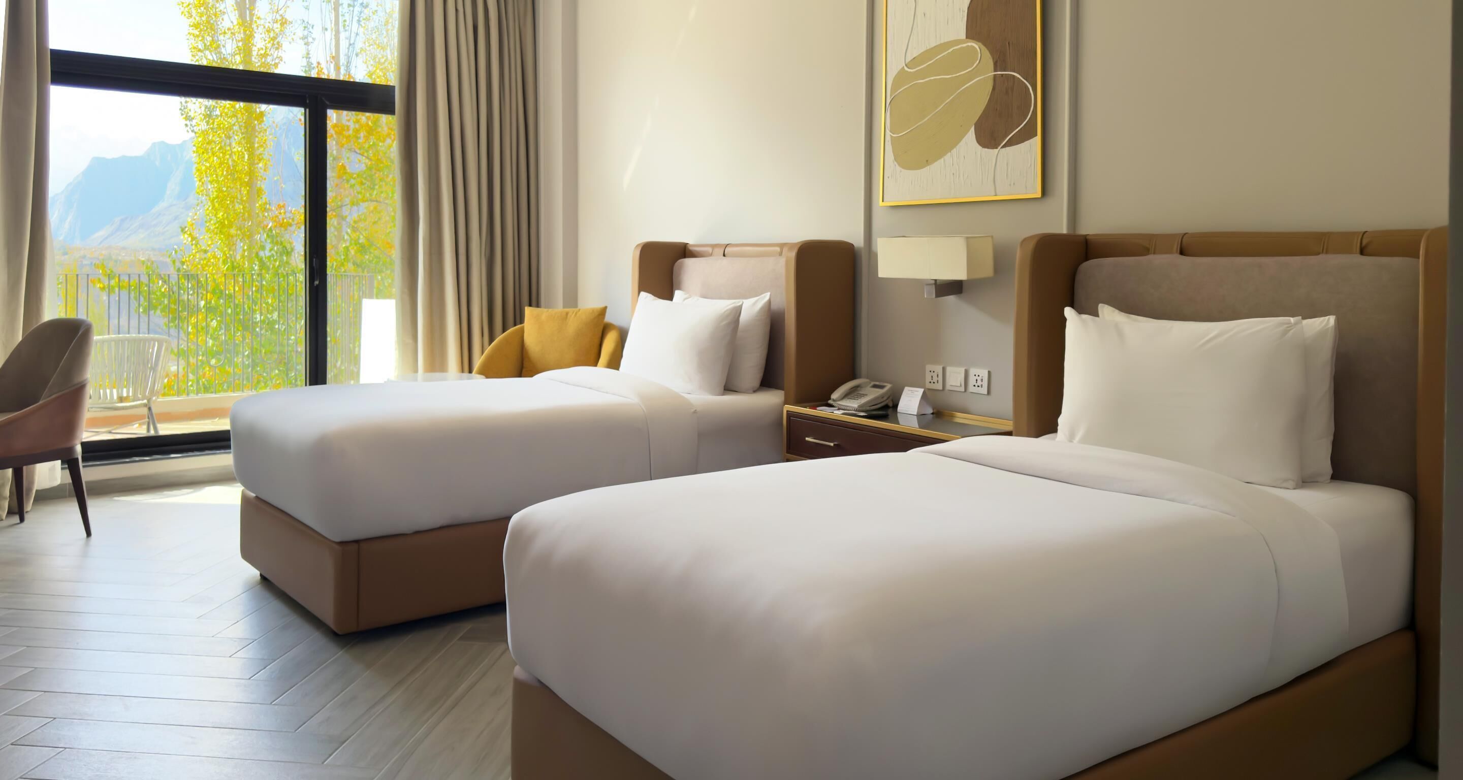 Executive Room, 2 Twin Beds, Balcony, Mountain View