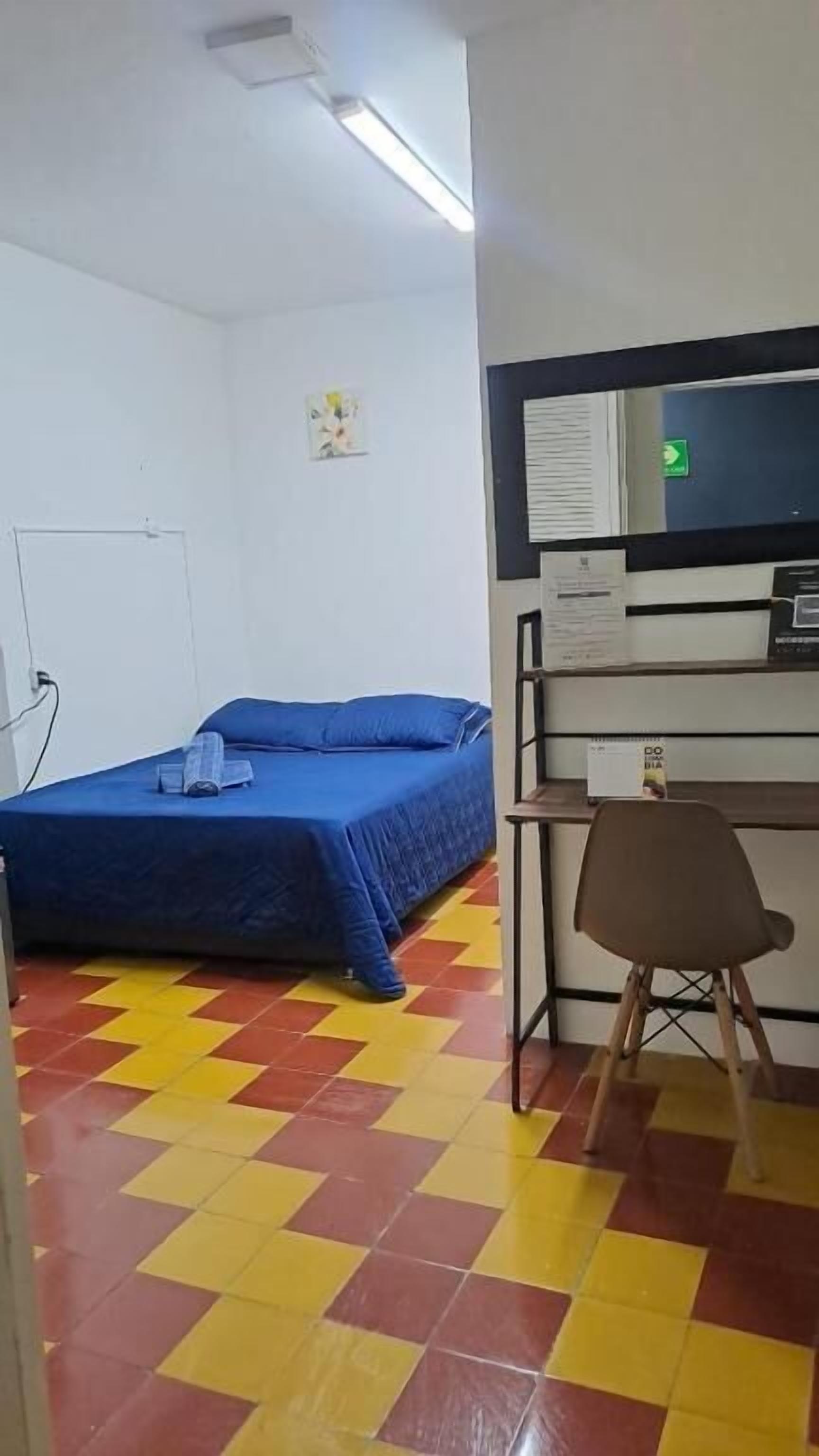 Ferros/tábuas de passar roupa, Wi-Fi de cortesia