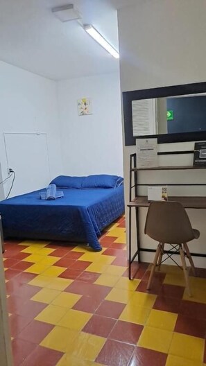 Iron/ironing board, free WiFi