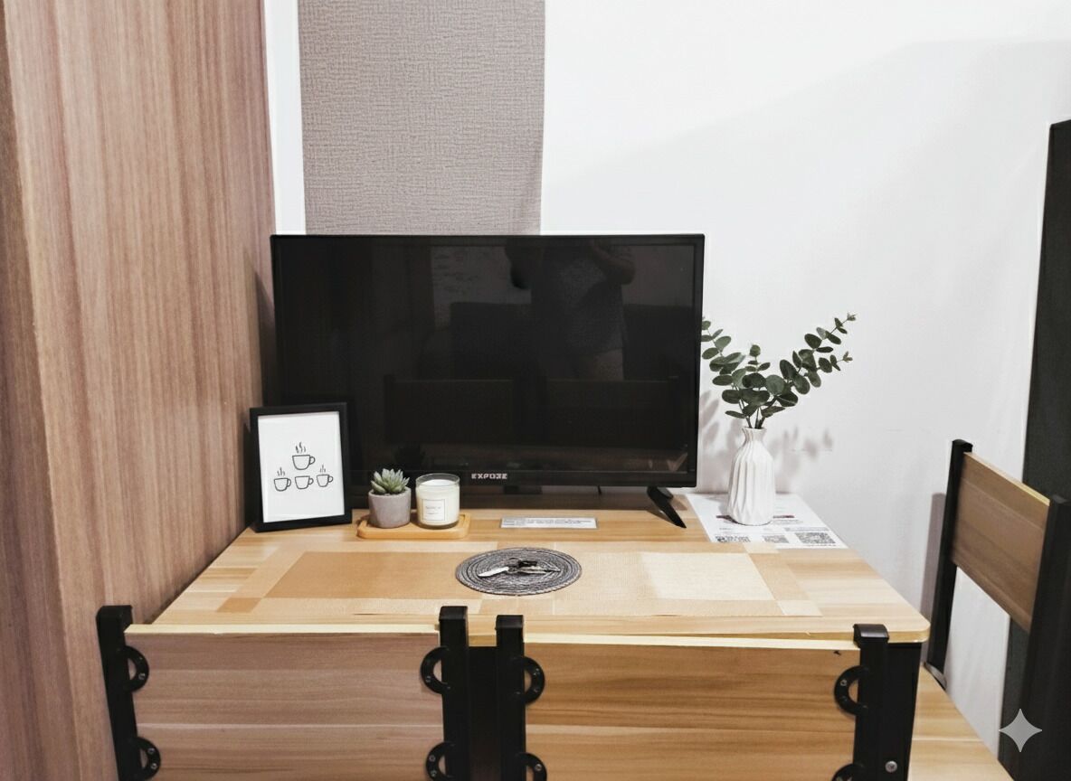 Mini réfrigérateur, micro-ondes, plaque de cuisson, lave-vaisselle