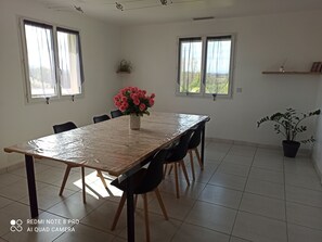 Dining - Country house with views of the Pyrenees, swimming pool and spa (Boulaur)