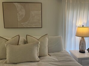 2 chambres, lit parapluie, Wi-Fi gratuit, draps fournis