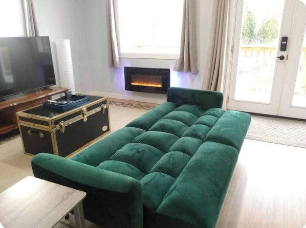 TV connectée, cheminée