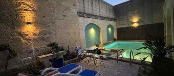 Marvelous farmhouse with AC in L-Għarb, Gozo. Two bedrooms for a cozy stay