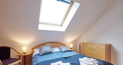 DAS BURGENNEST, bathrobe access to the Lutzmannsburg thermal spa, garden, parking lot