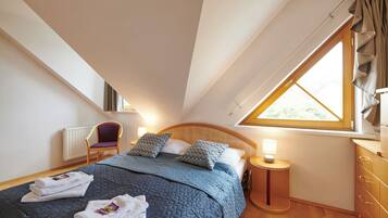 3 chambres, fer et planche Ă repasser, Wi-Fi, draps fournis