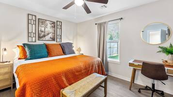 3 slaapkamers, een bureau, een strijkplank/strijkijzer, gratis wifi