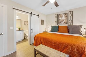 3 عدّة غرف نوم ومكتب ومكواة/لوح كي وسرير سفر