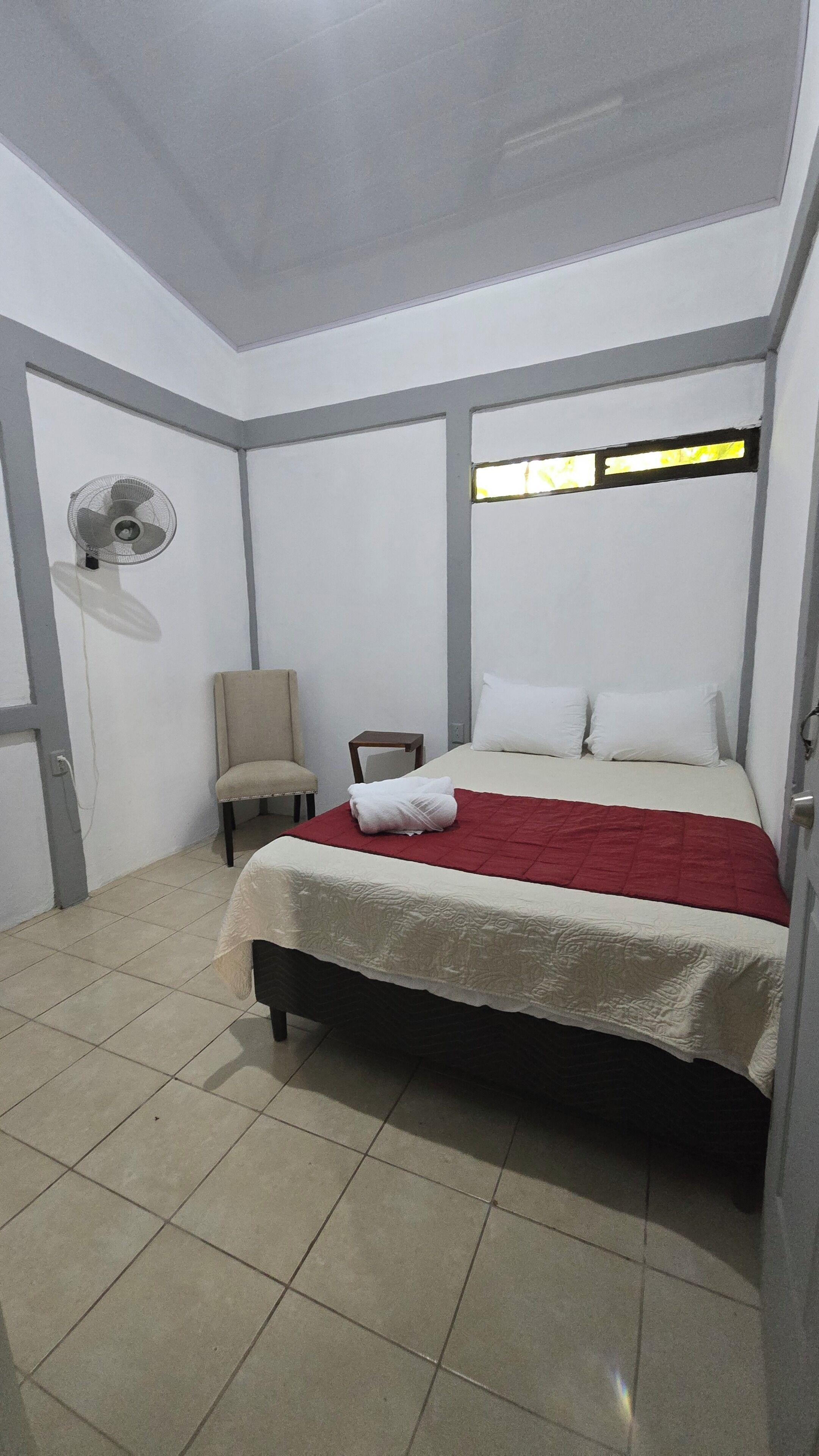 Maison Standard, 2 chambres, non-fumeurs | Espace de travail pour ordinateur portable, rideaux occultants