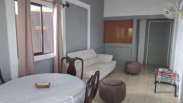 Standard House, 2 Bedrooms, Non Smoking | Interior