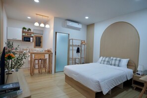 Standard Room, Non Smoking, Microwave | Living area | 45-inch Smart TV with digital channels - The Cozy Haus Airport (Mai Khao)