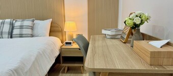 The Cozy Haus Airport