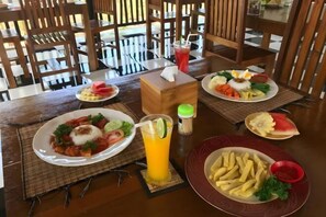Restaurant - Meket Bungalows (Bali)