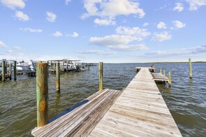 Marina - Wolf Bay Villas 208: Waterfront (Orange Beach)
