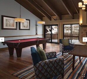 غرفة الألعاب