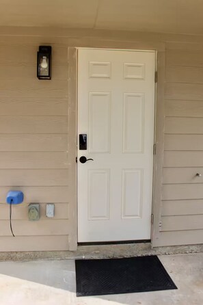 تفاصيل الفندق من الخارج