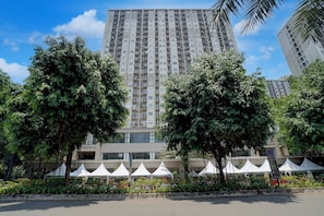 Front of property - OYO 94837 Apartment Ekki Tower (Gunung Putri)