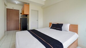 Deluxe Double Room - OYO 94837 Apartment Ekki Tower (Gunung Putri)