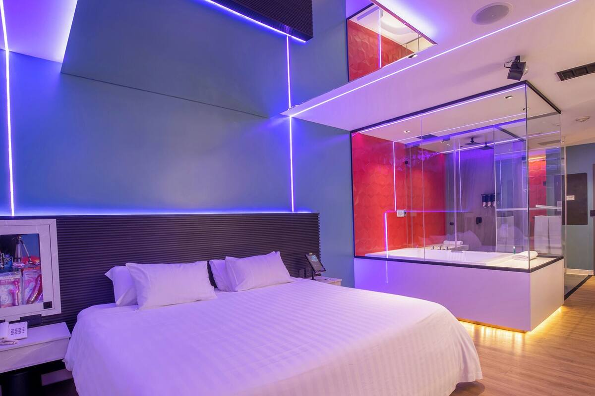 Standard Suite | Free WiFi