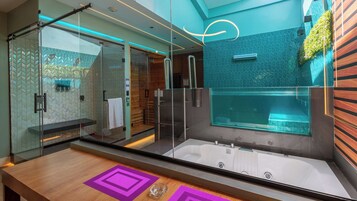 Luxury Suite | Free WiFi