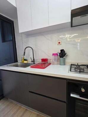 Private kitchen - Marina Bay Suites (Nairobi)