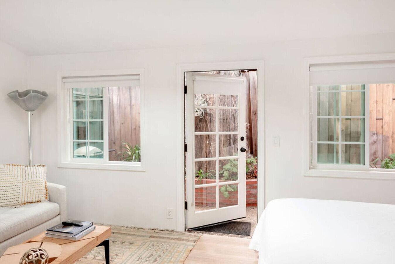 1 bedroom, desk, iron/ironing board, WiFi