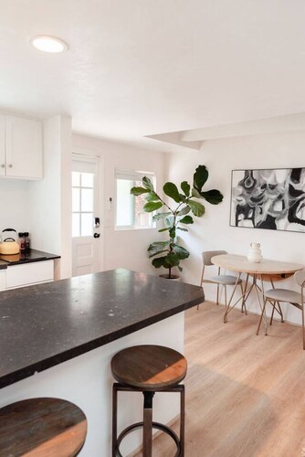 Montecito Garden Cottage