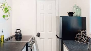 Fridge, microwave, stovetop, toaster