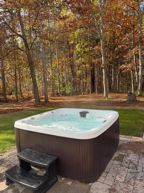 Bain à remous extérieur