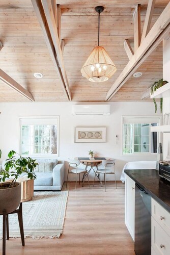 Montecito Lemon Grove Cottage