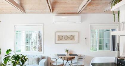 Montecito Lemon Grove Cottage