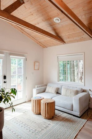 Fernseher, Stereoanlage