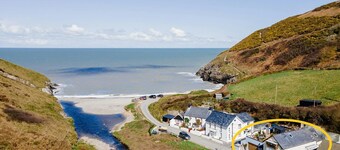 Meddyg y Mor, Cwm Tydu