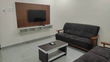 Luxury Suite | In-room safe, free WiFi
