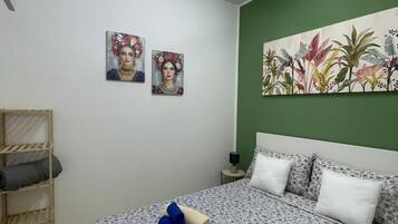 Apartament Deluxe | Cortines opaques i wifi gratuïta