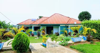 Fun-Ville Vacation Home, Entire home - 4 bedrooms