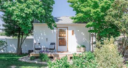 Tiny Cottage by Bay Close to Cape May & Wildwood